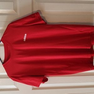 Adidas T-Shirt